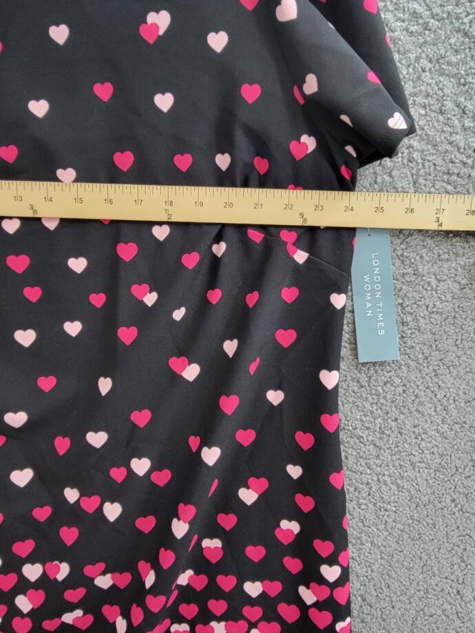 London Times Heart Print Tie Neck Short Sleeve Dress Women's 22W Multi Back Zip