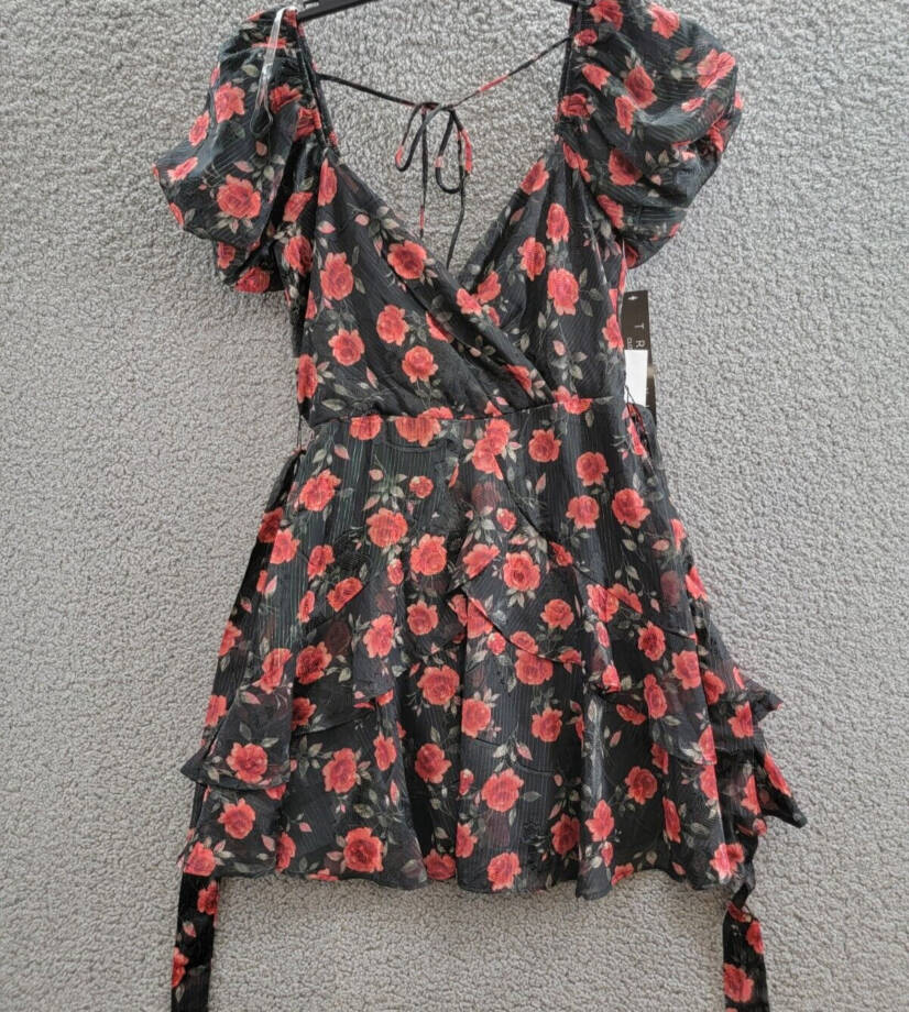 Trixxi Surplice-Neck Tie-Waist Fit & Flare Chiffon Dress Juniors' XXS Black/Red