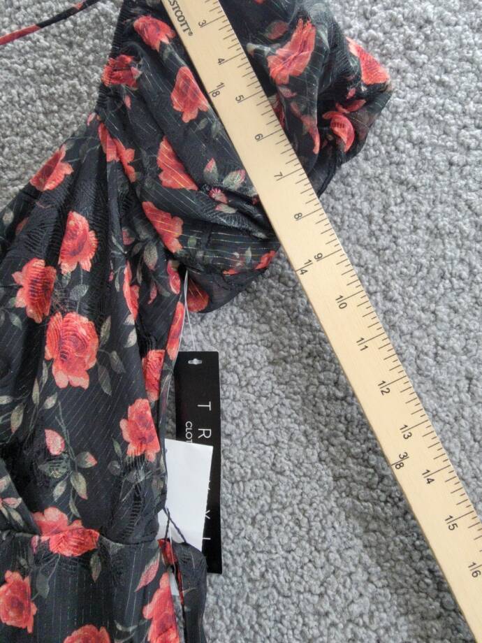 Trixxi Surplice-Neck Tie-Waist Fit & Flare Chiffon Dress Juniors' XXS Black/Red