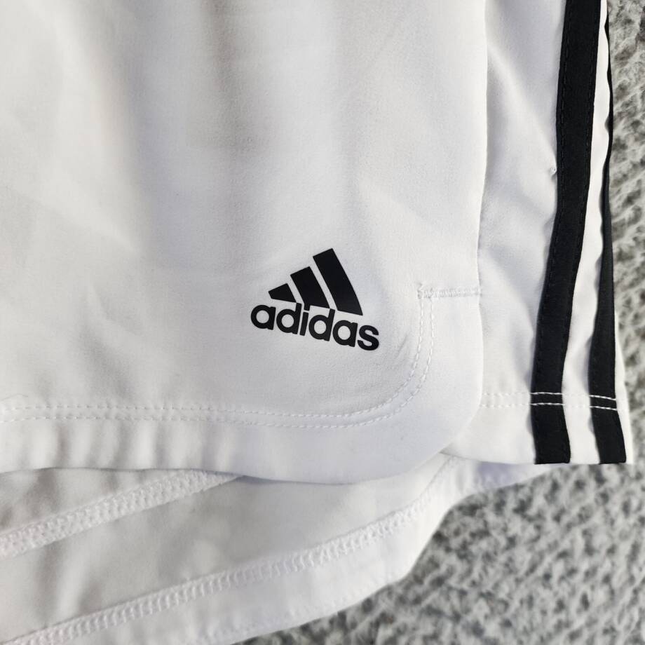 adidas Aeroready Shorts Women's XL White/Black Pull On Elasticized Waistband