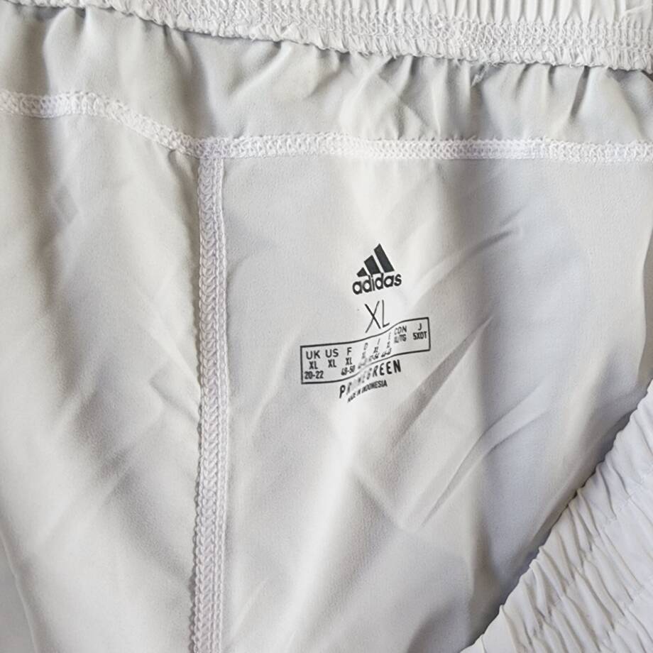 adidas Aeroready Shorts Women's XL White/Black Pull On Elasticized Waistband