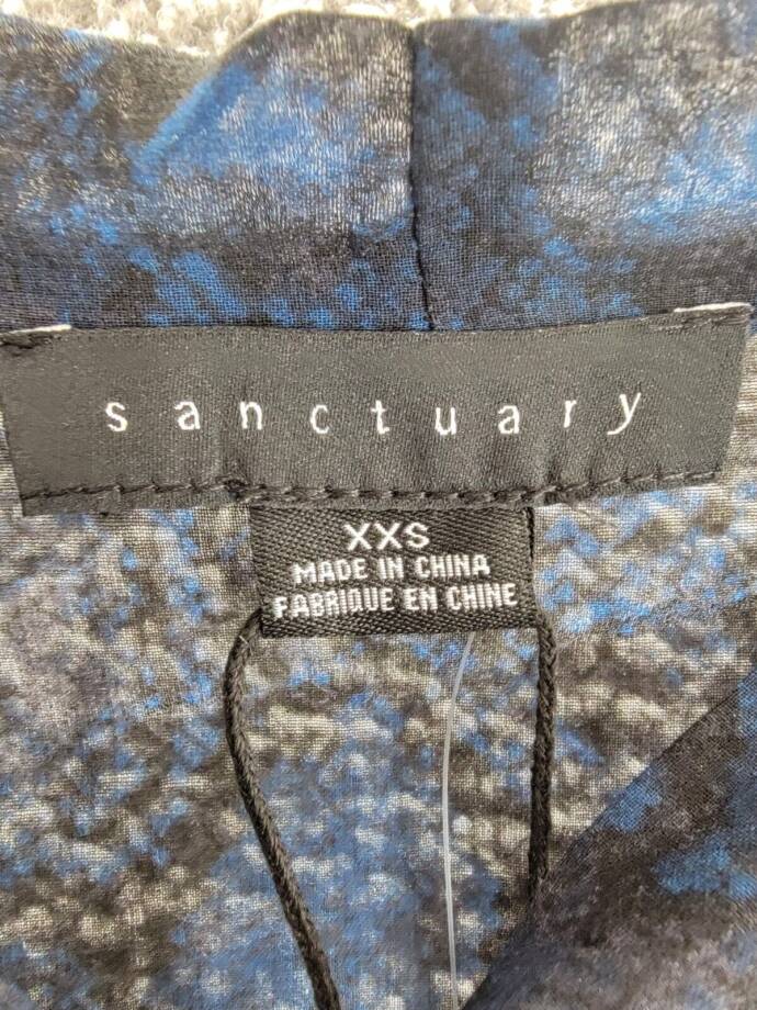 Sanctuary Camera Pose Blouse Women's XXS Cosmic Serpent Split Tie Neck Pullover