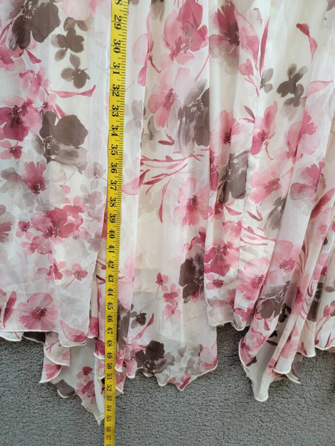 Robbie Bee Plus Size Floral Flutter-Sleeve Hankie-Hem Dress Women's 24W Cream