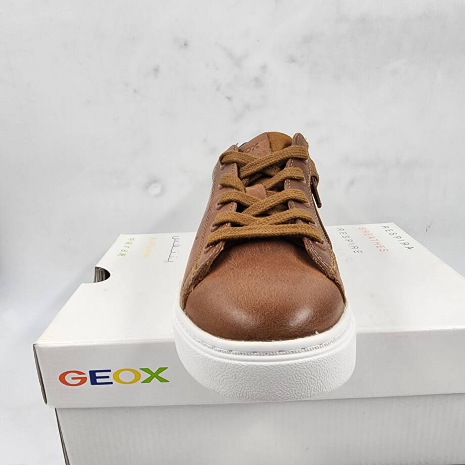 GEOX Nashik Garçon Low Cut Sneaker Boys 34 Cognac/Navy Lace And Zip Closure