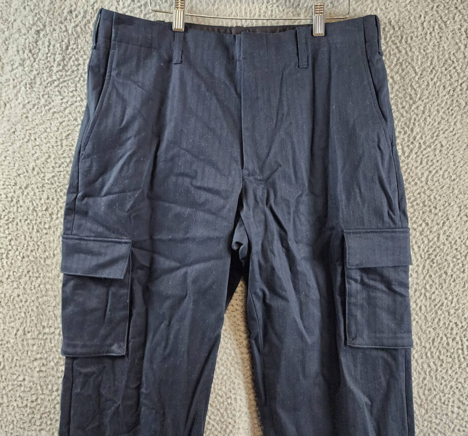 Vince Herringbone Cotton Cargo Pant Men's 33 Coastal Zip Fly With Button Closure