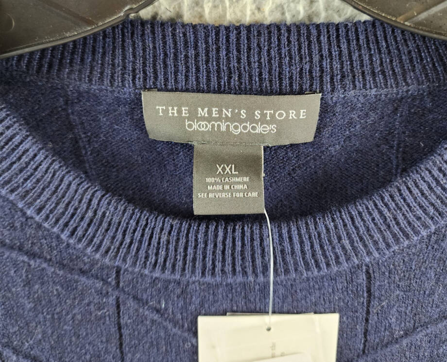 The Men's Store at Bloomingdale's Novelty Stitch Sweater Men's XXL Navy Blue L/S