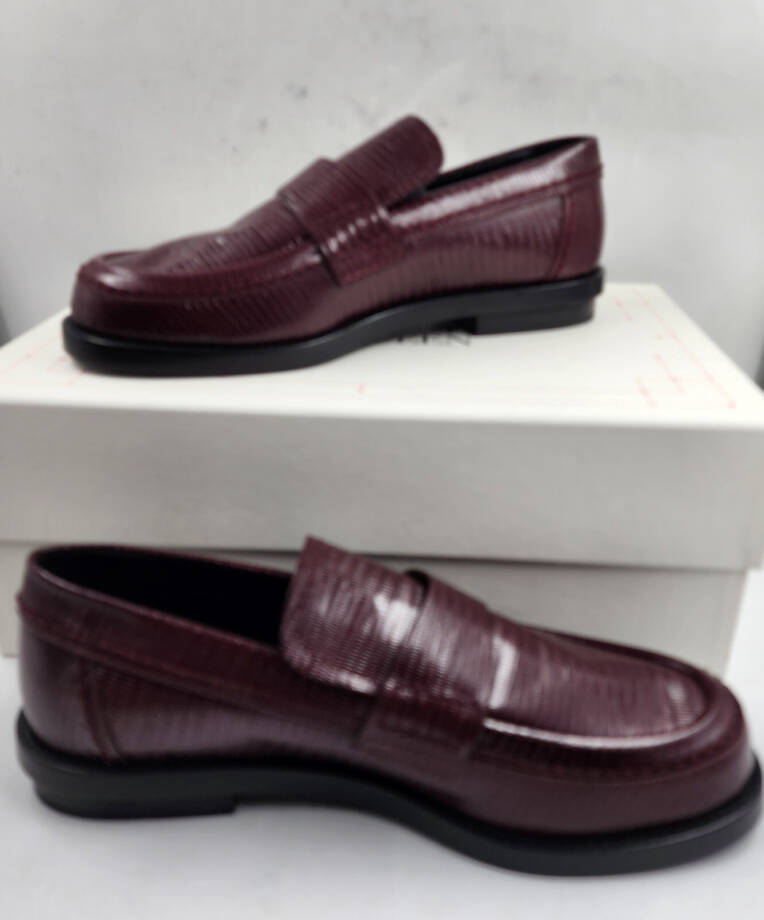 Alexander Mcqueen Croc Embossed Apron Toe Loafers Men's 44/11 US Burgundy