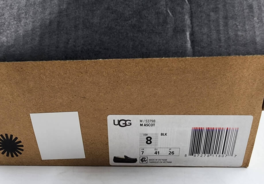 UGG Ascot Shearling Slippers Men's 8 Black Round Toe Solid Slip On