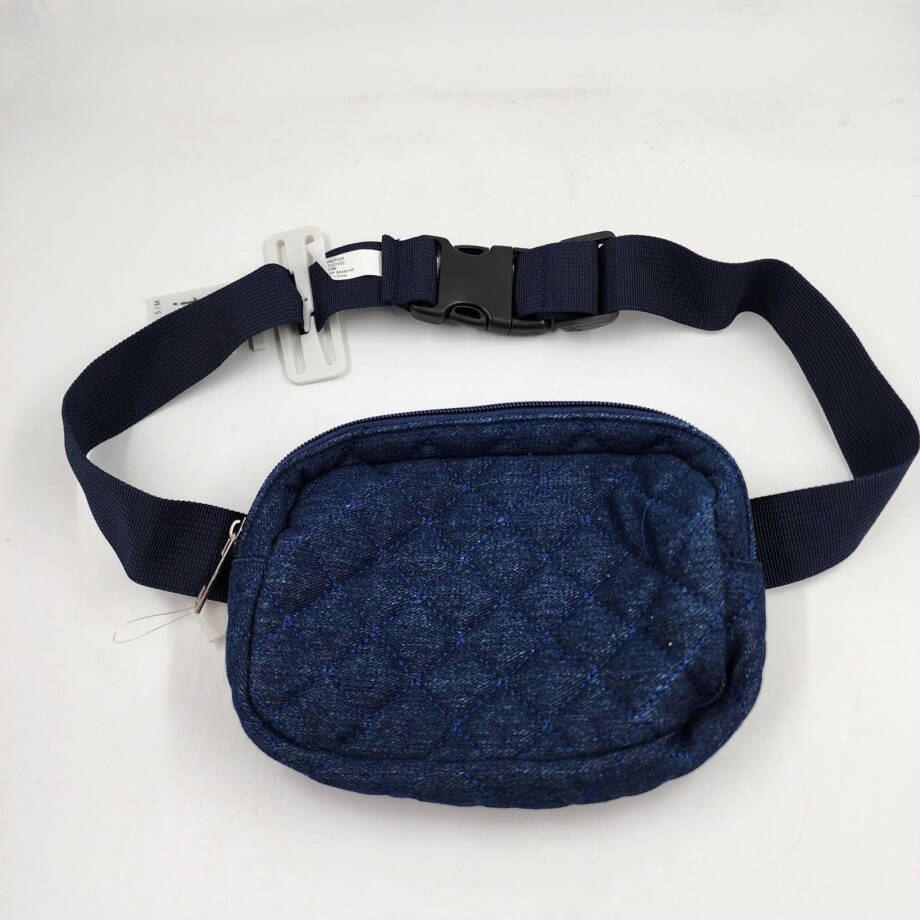 Jenni Quilted Adjustable Fanny Pack Women's S/M Navy Interior Slip Zip Pocket