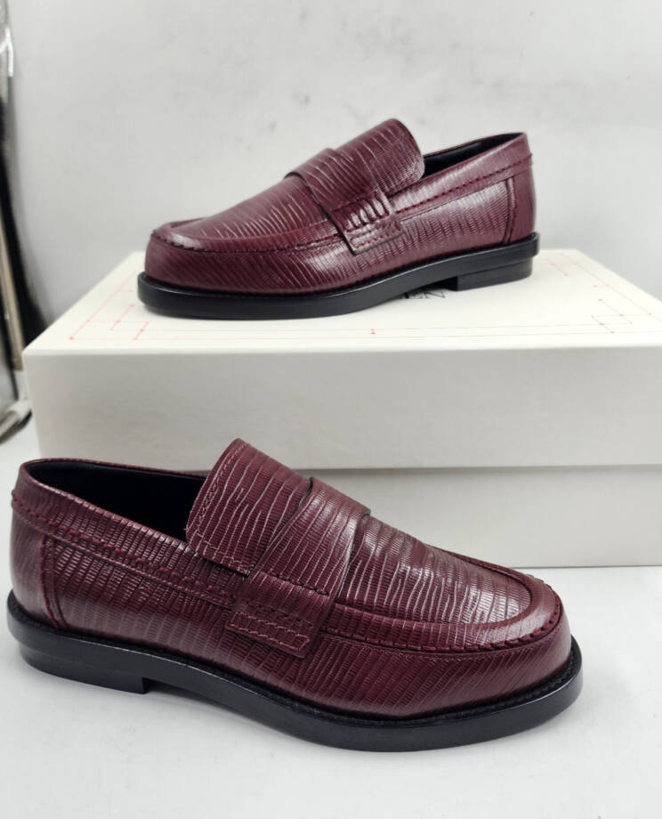 Alexander Mcqueen Croc Embossed Apron Toe Loafers Men's 41/8 US Burgundy