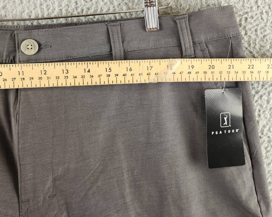 PGA TOUR Flat Front Horizontal Textured Golf Short Men's 42 Dark Grey Heather