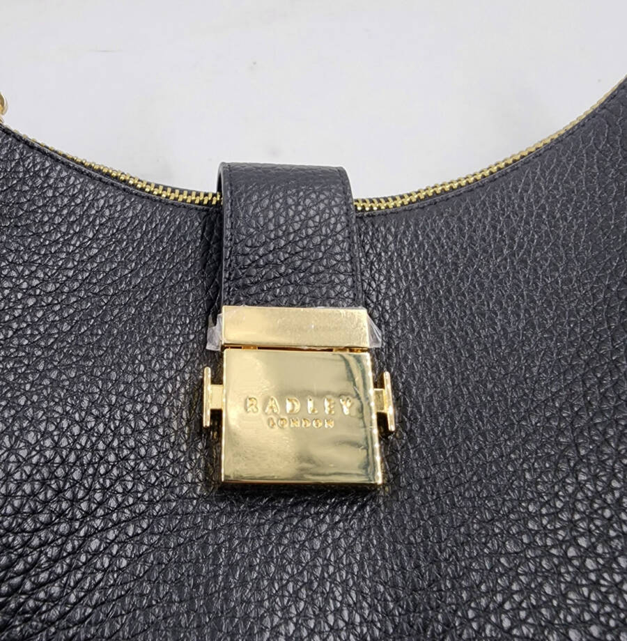 Radley London Sloane Street Ziptop Shoulder Bag Women's Medium Black Pebbled