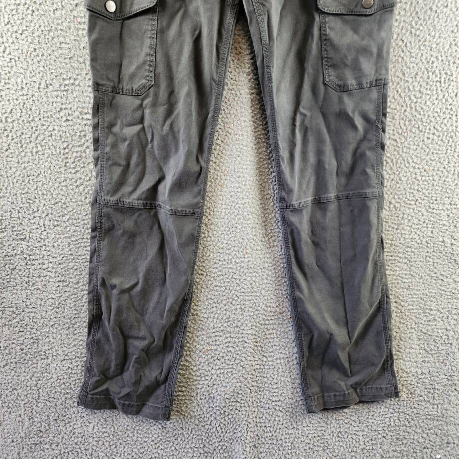 Joe's Jeans Atlas Utility Cargo Pants Men 34 Asphalt Zip Fly With Button Closure