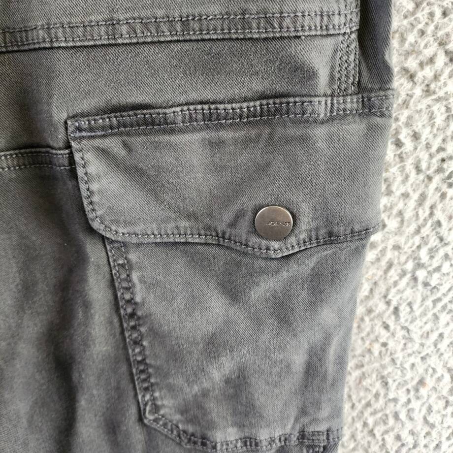 Joe's Jeans Atlas Utility Cargo Pants Men 34 Asphalt Zip Fly With Button Closure
