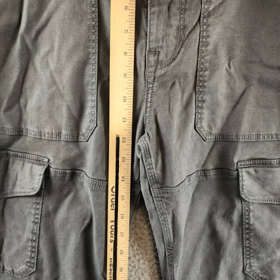 Joe's Jeans Atlas Utility Cargo Pants Men 34 Asphalt Zip Fly With Button Closure