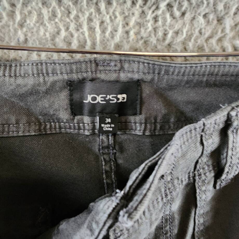 Joe's Jeans Atlas Utility Cargo Pants Men 34 Asphalt Zip Fly With Button Closure