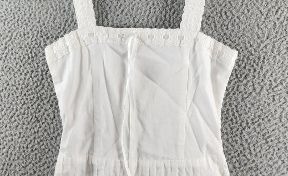 KatieJnyc Willow Dress Big Girls' L White Straight Neck Sleeveless Pullover