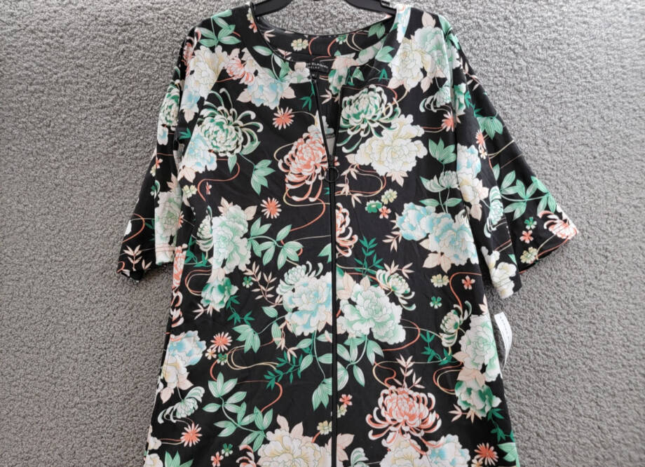 Miss Elaine Printed 3/4-Sleeve Zip-Front Robe Women's M Black Multi Round Neck