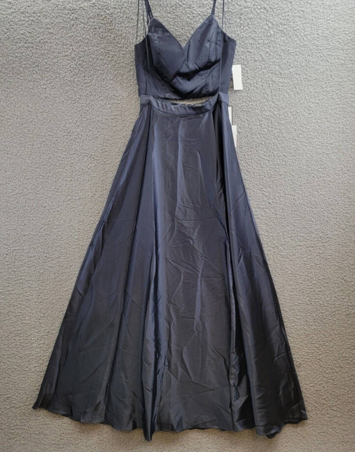 Crystal Doll 2-Pc. Satin Ball Gown Juniors' 5 Navy V-Neck Slit Back Zip Closure