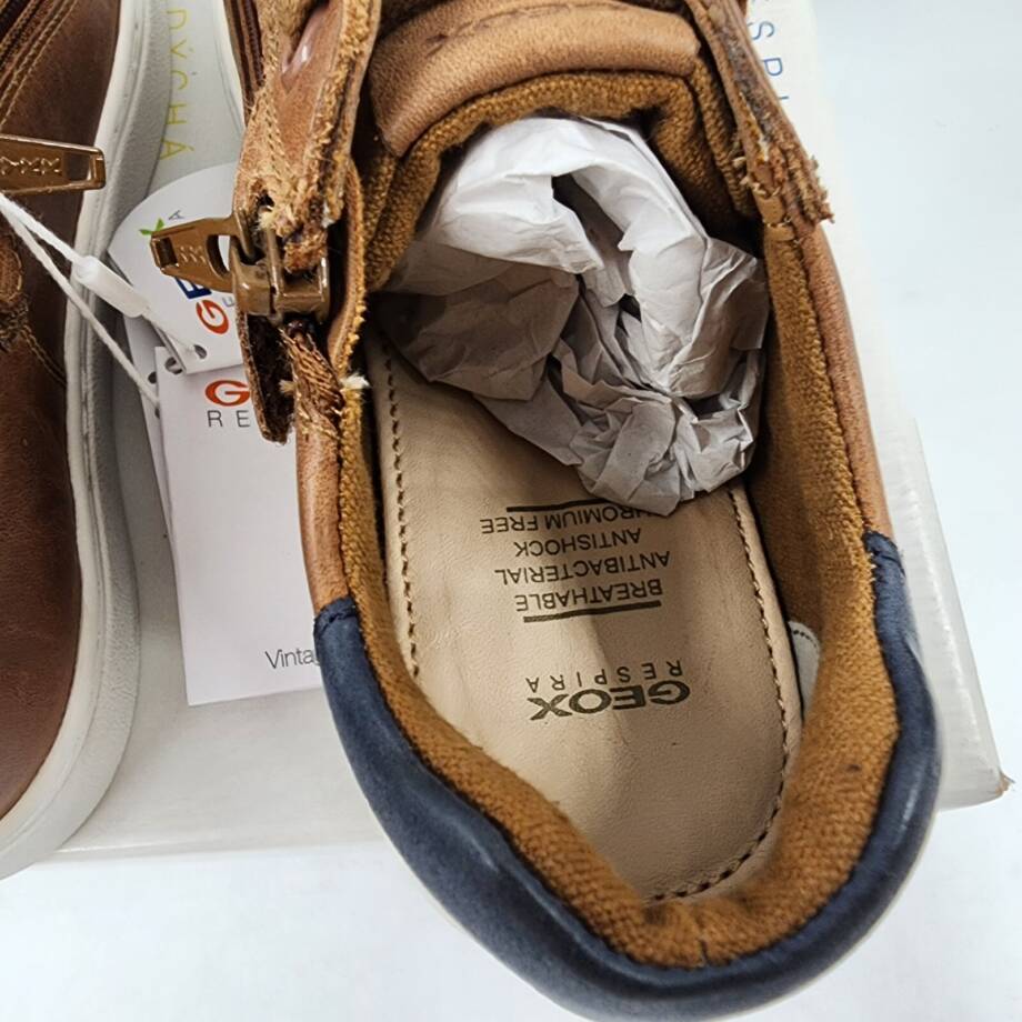 GEOX Nashik Garçon Low Cut Sneaker Boys 33 Cognac/Navy Lace And Zip Closure