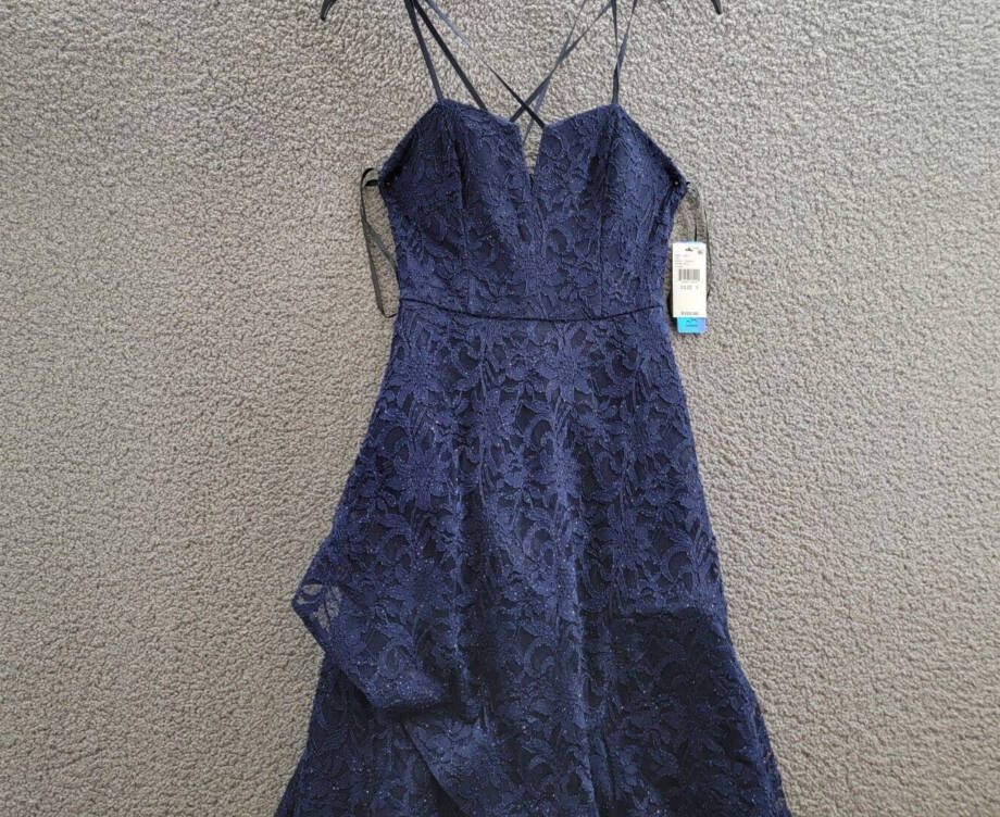 BCX Glitter Floral Spaghetti Strap Notch V-Neck Gown Juniors' 1 Navy Back Zip