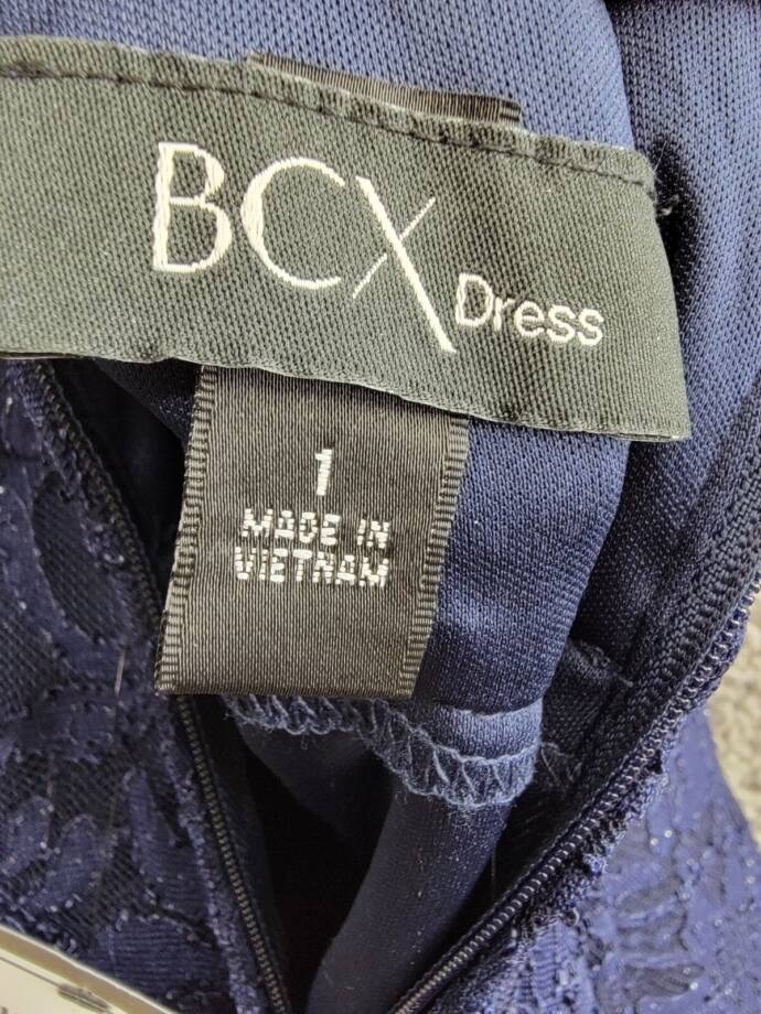 BCX Glitter Floral Spaghetti Strap Notch V-Neck Gown Juniors' 1 Navy Back Zip