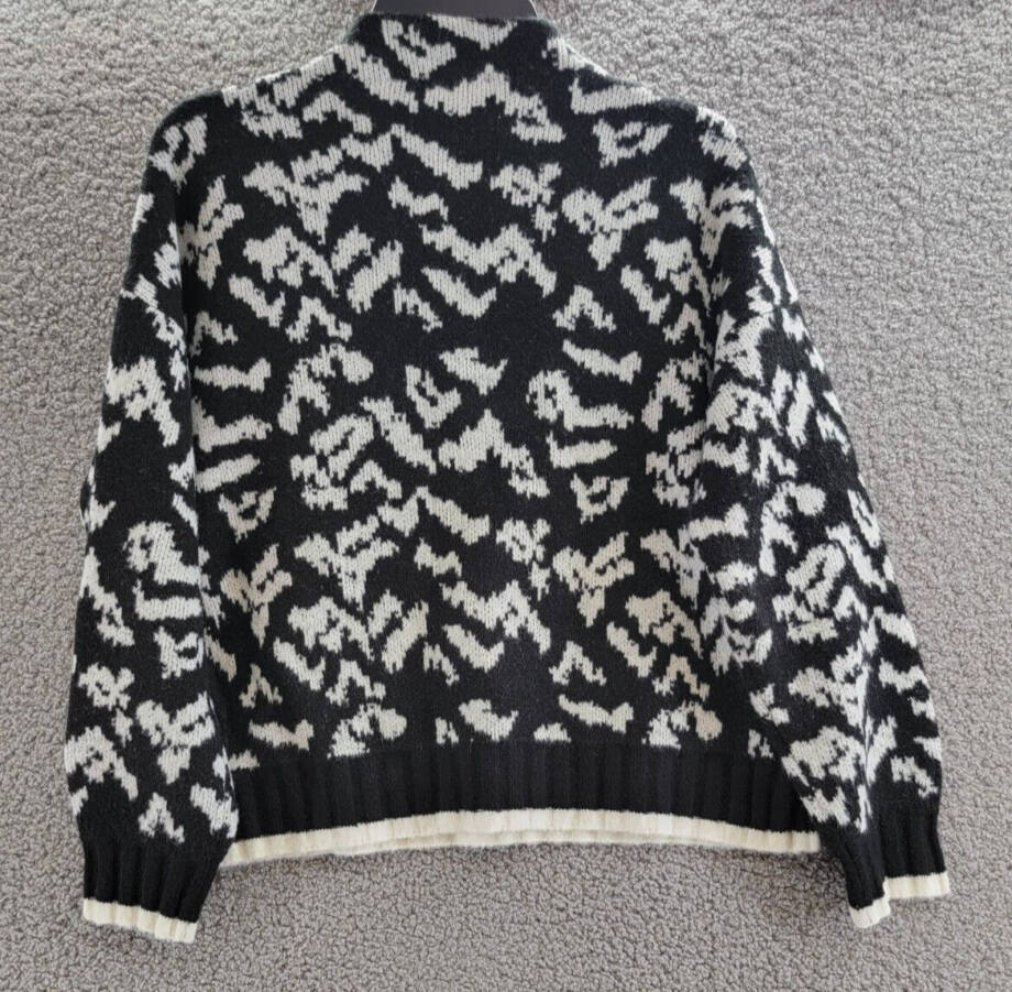 AQUA Animal Print Mock Neck Sweater Women's M Black/White Long Sleeve Pullover