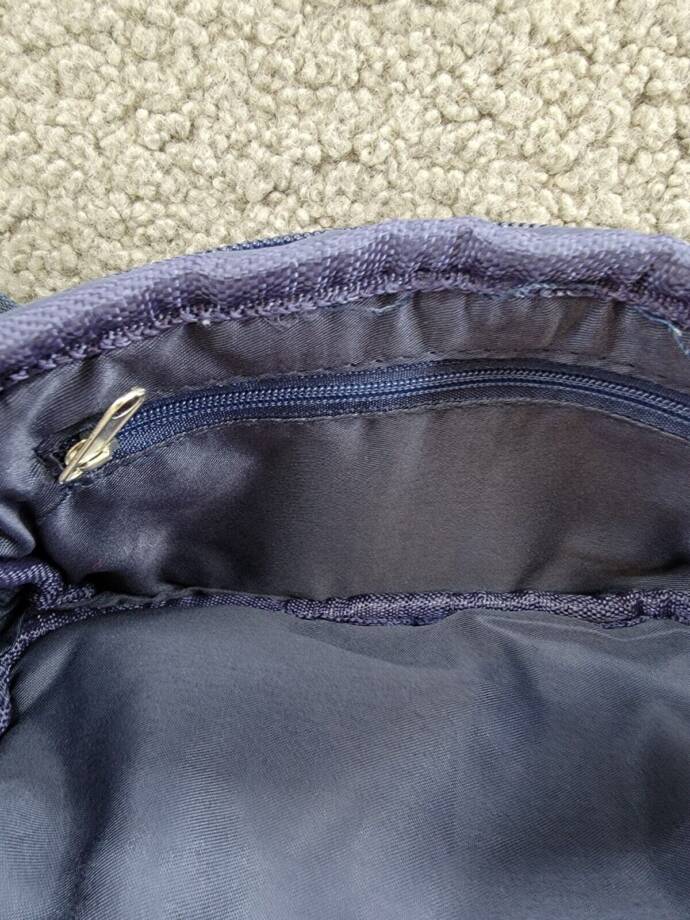 Jenni Quilted Adjustable Fanny Pack Women's M/L Denim Dark Interior Slip Pocket