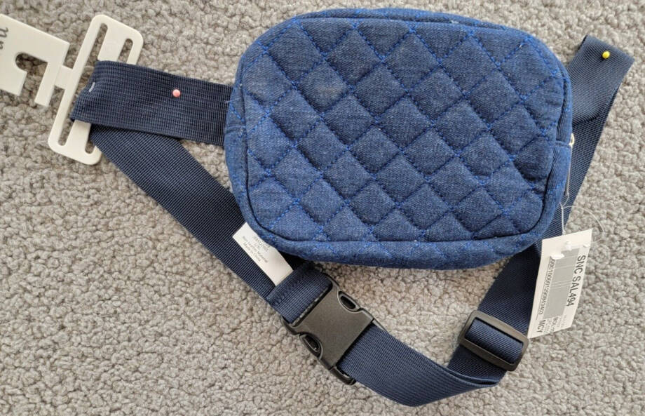 Jenni Quilted Adjustable Fanny Pack Women's L/XL Denim Dark Interior Slip Pocket