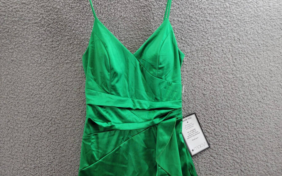 Emerald Sundae Strappy Surplice-Neck Ruffled Dress Juniors' L Green Back Zip