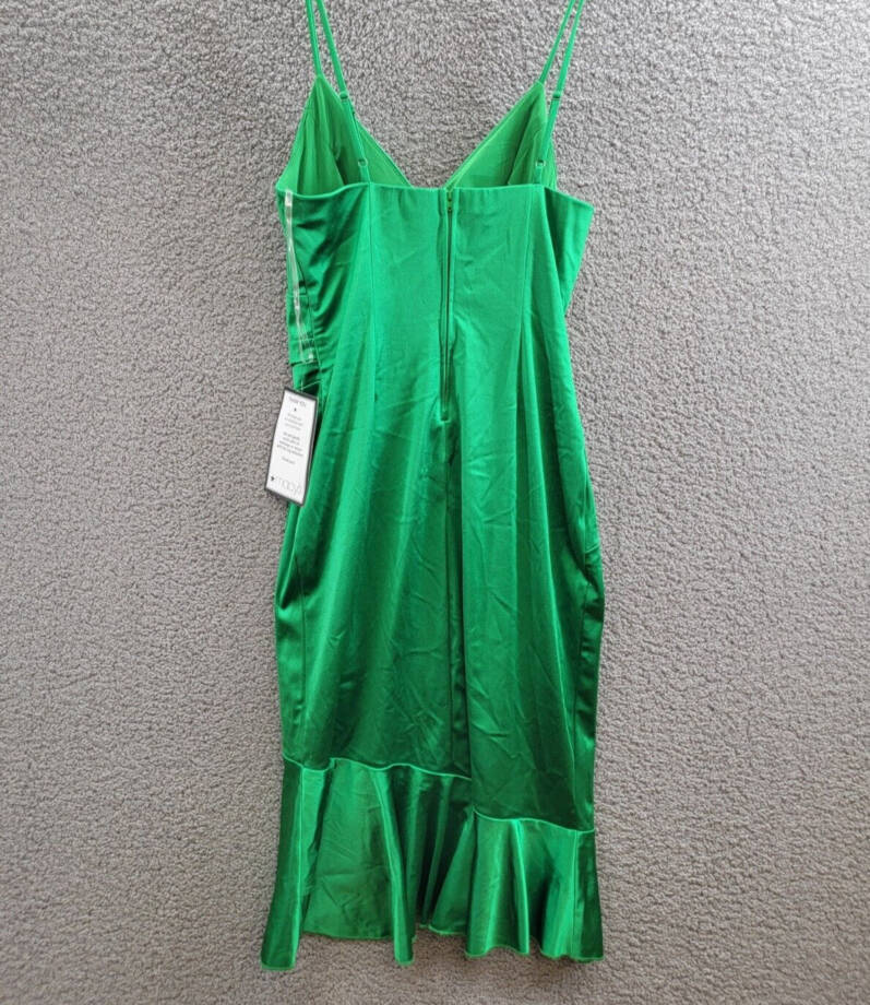 Emerald Sundae Strappy Surplice-Neck Ruffled Dress Juniors' L Green Back Zip