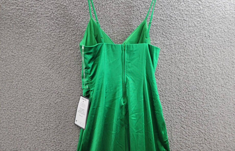 Emerald Sundae Strappy Surplice-Neck Ruffled Dress Juniors' L Green Back Zip