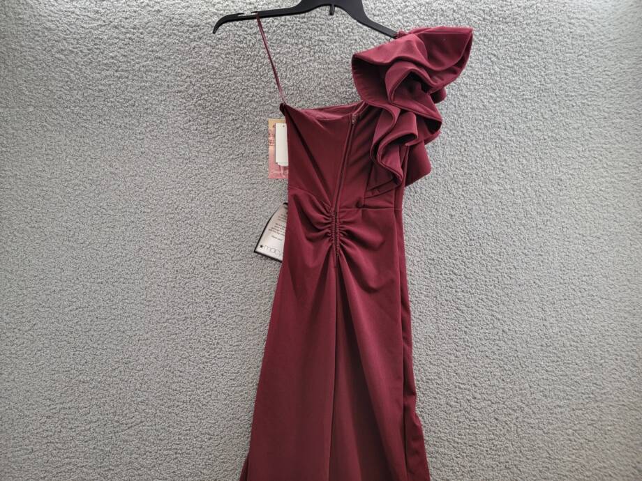 Emerald Sundae Ruffle-Shoulder Mermaid Gown Juniors XS Wine Back Zip Closure