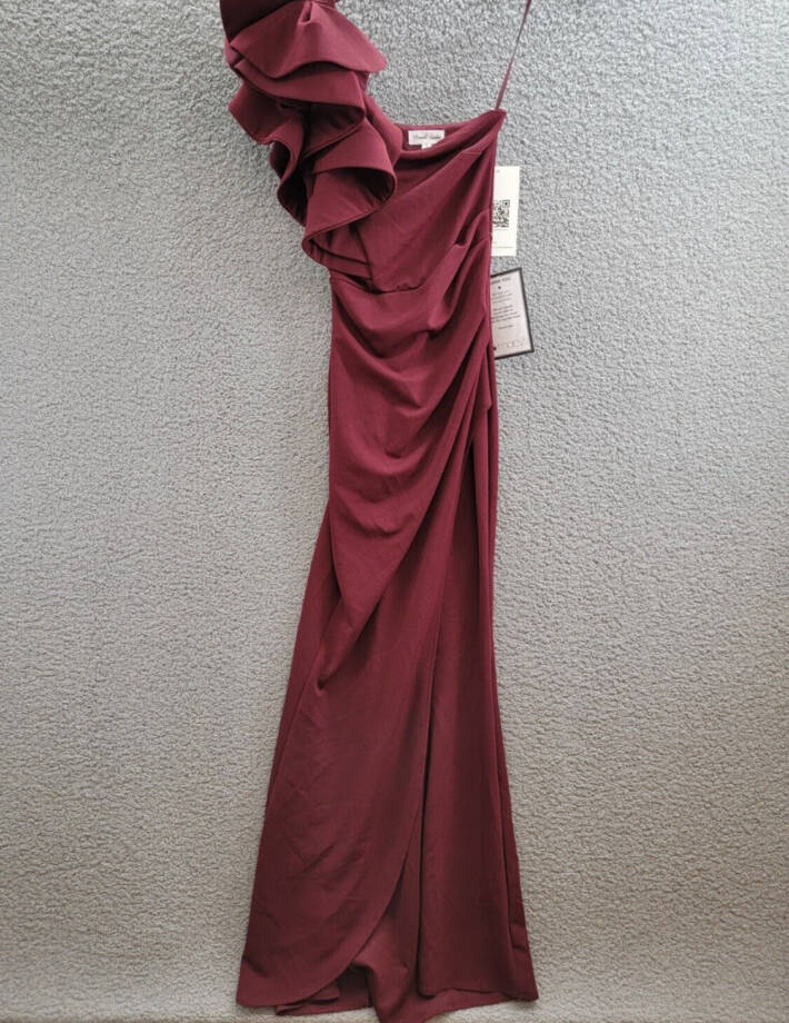 Emerald Sundae Ruffle-Shoulder Mermaid Gown Juniors' S Wine Asymmetric Back Zip