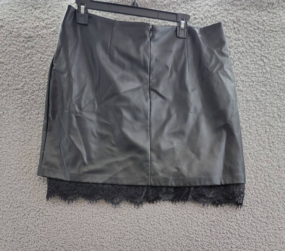 Bcbg New York Faux-Leather Lace-Hem Skirt Women's L Onyx Back Zip Closure