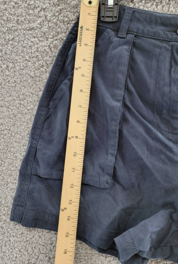 Splendid Margaret Trouser Shorts Women's S Navy Side Pockets Zip/Button Closure