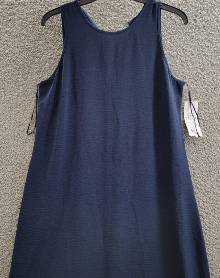 MSK Round-Neck Sleeveless Side-Slit Maxi Dress Women's M Navy Keyhole Button