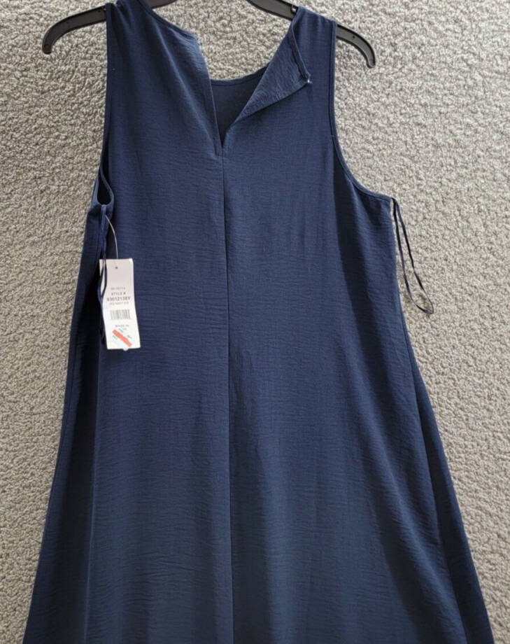 MSK Round-Neck Sleeveless Side-Slit Maxi Dress Women's M Navy Keyhole Button