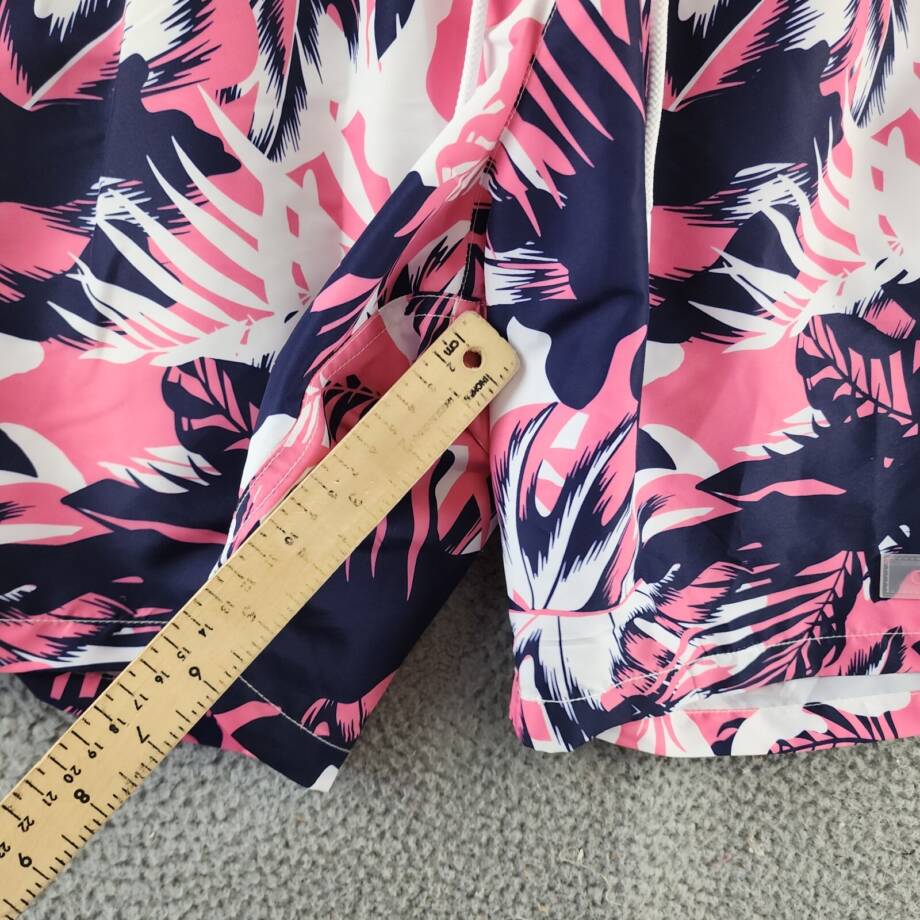 Calvin Klein Island Camo Printed Swim Trunks Men's XXL Pink Multi Drawstring