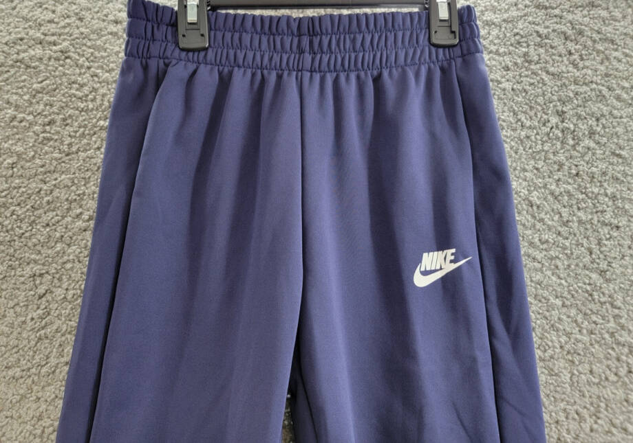 Nike Standard Fit Jogger Pants Girls M Purple Logo Detail Elastic Waist Pull On