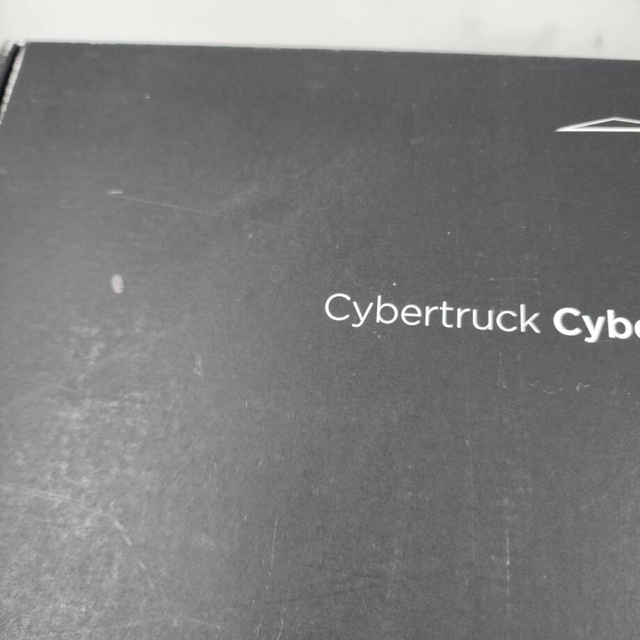 Tesla Cybertruck Cyber Wheel Cap Kit 4x Cyber Wheel Caps Snap-On