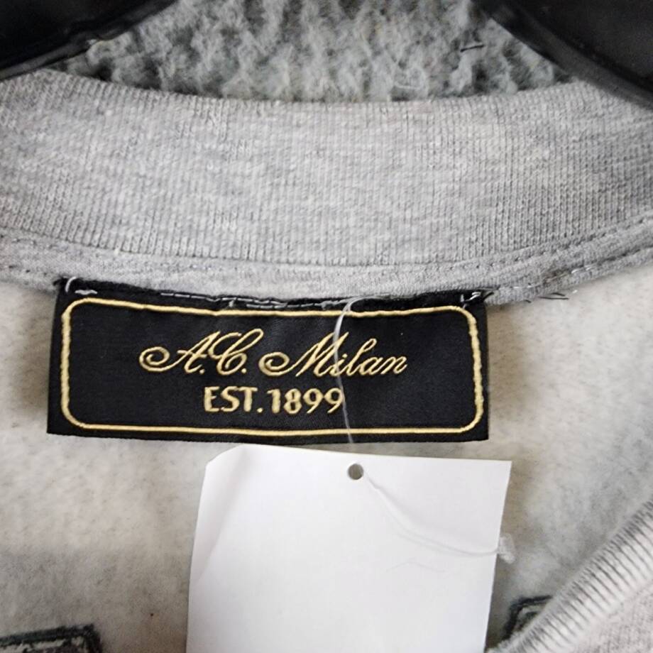 A.C Milan Logo Sweatshirt Men's L Gray Heather Embroidered Long Sleeve Pullover