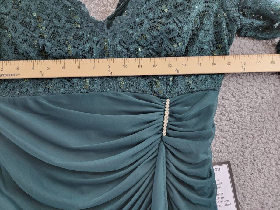 B&A by Betsy & Adam Lace V-Neck Evening Dress Women's 12 Pine Back Zip Closure