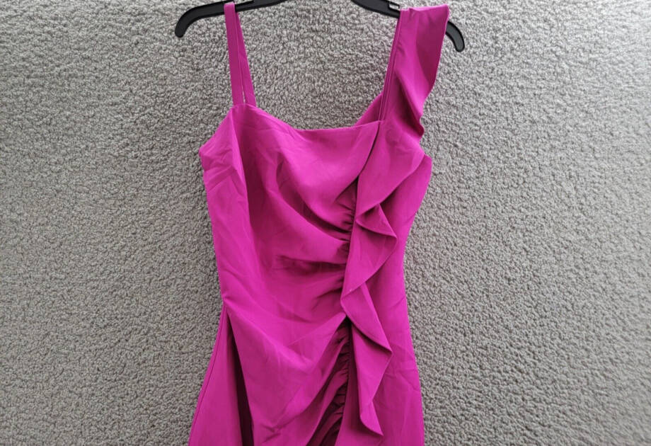 Guess Ruffled Bodycon Dress Women's 4 Fuchsia Straight Neck Sleeveless Back Zip