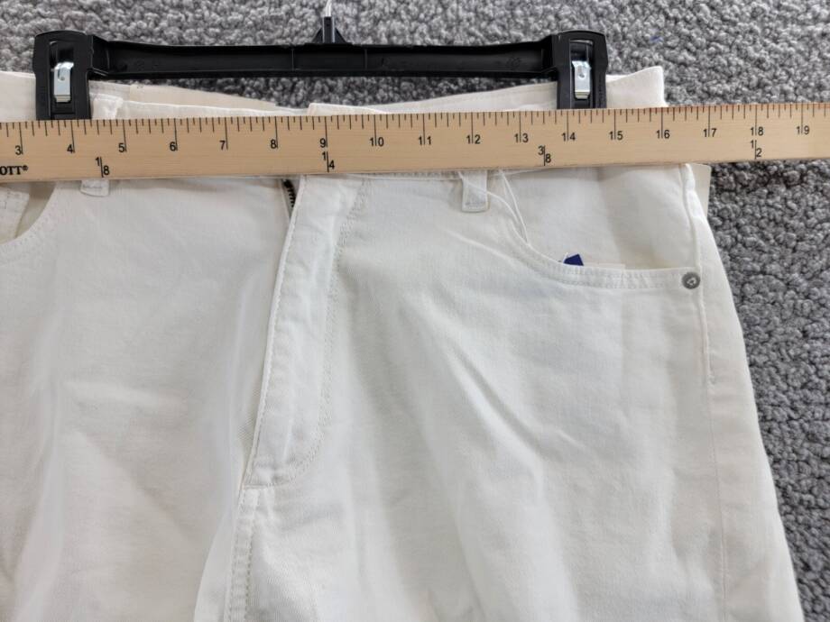 DL1961 Zoie Cutoff Denim Shorts Women's 29 White Frayed Hem Button Zip Closure