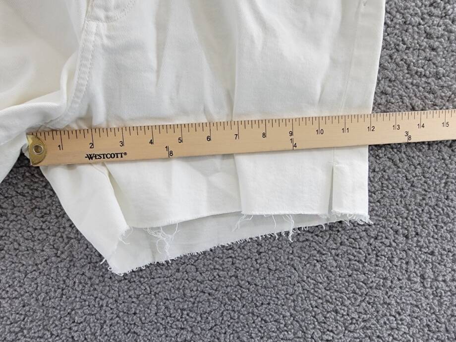 DL1961 Zoie Cutoff Denim Shorts Women's 29 White Frayed Hem Button Zip Closure