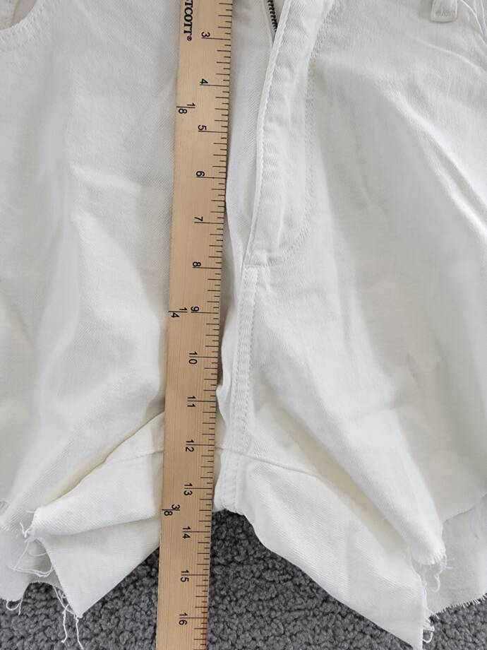 DL1961 Zoie Cutoff Denim Shorts Women's 29 White Frayed Hem Button Zip Closure