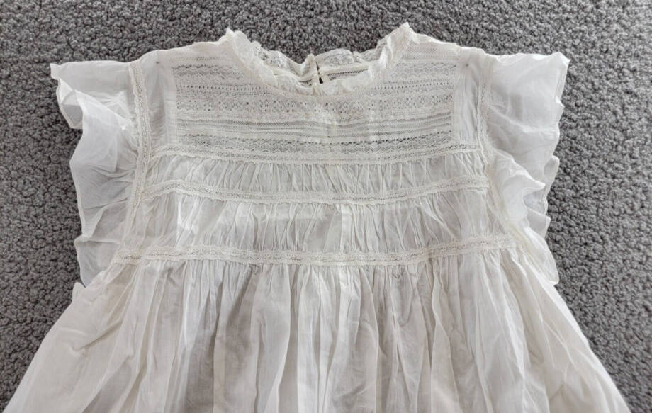 Velvet by Graham & Spencer Inessa Cap Sleeve Top Women's L White Button Back S/S