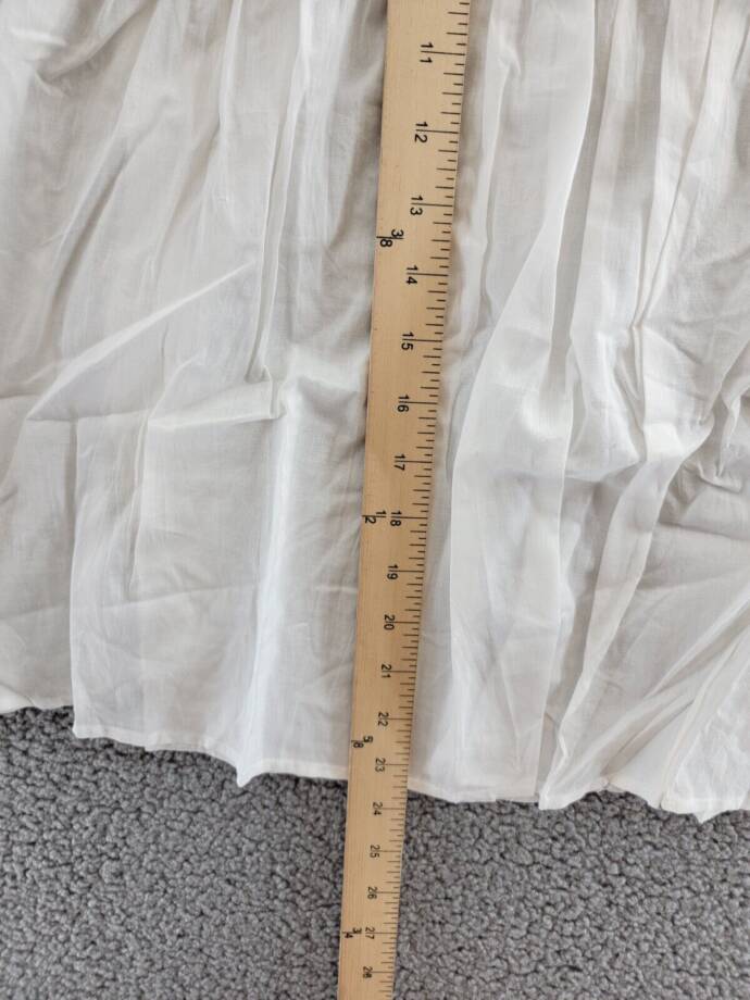 Velvet by Graham & Spencer Inessa Cap Sleeve Top Women's L White Button Back S/S