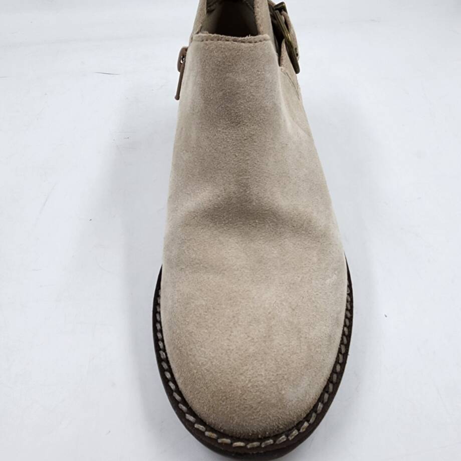 Clarks Camzin Pull Shootie Women's 5.5M Sand Suede Zip Closure Buckle Accent